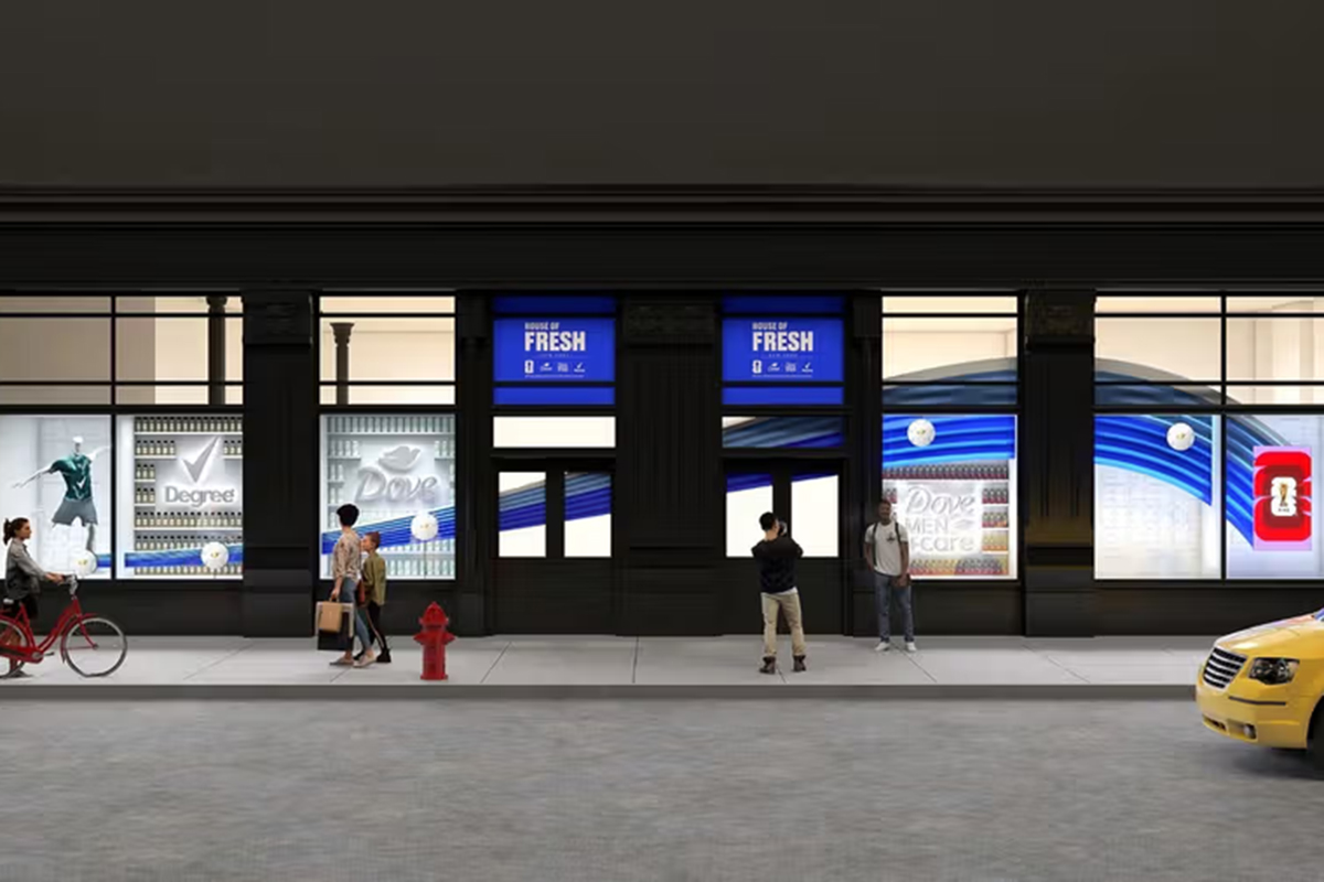 Vetrina Unilever House of Fresh: prodotti Dove, Degree. Sponsor FIFA 2026.