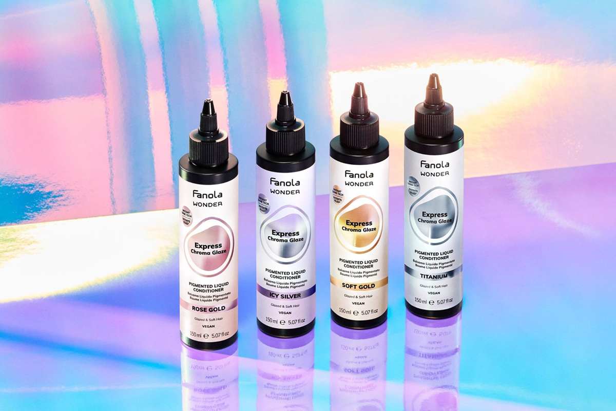 Quattro flaconi di balsamo pigmentato Fanola Wonder Express Chroma Glaze di Pettenon Cosmetics su sfondo iridescente.